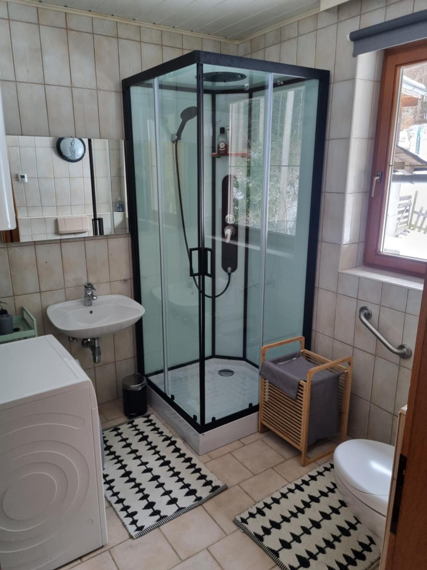 Fridas Place - Der Blick Ueber Ganz Villach - 160 M2 Ferienoase - Ganzes Haus Bis Zu 8 Personen Exteriér fotografie